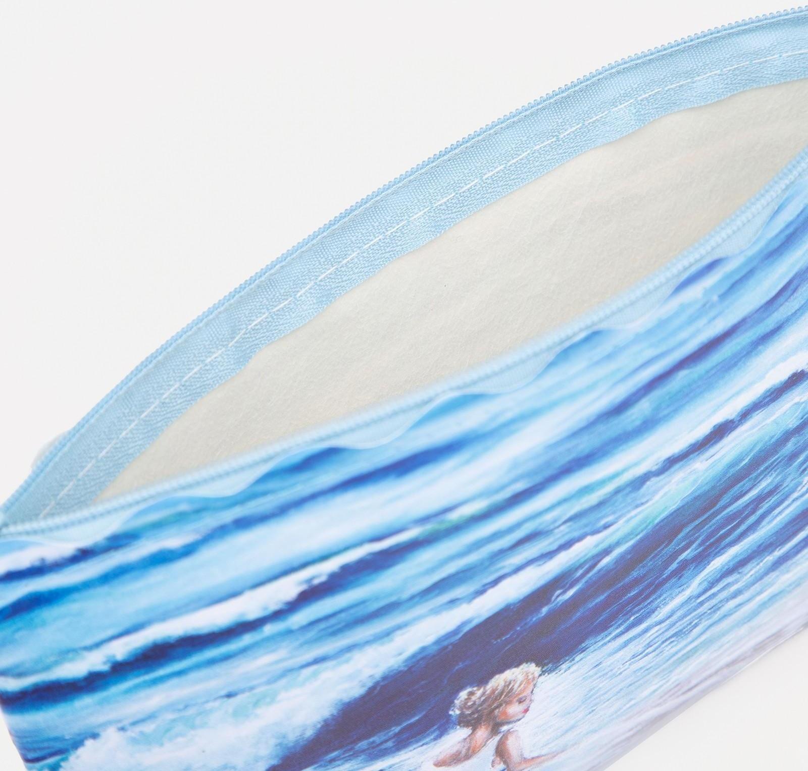 Косметичка на молнии, цвет голубой