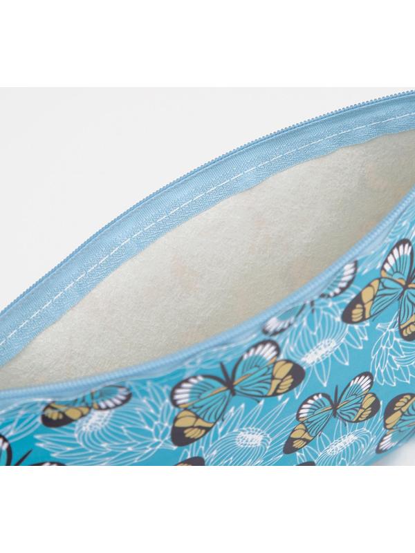 Косметичка на молнии, цвет голубой