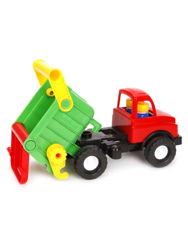 Грузовик самосвал