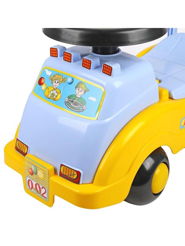 Автомобиль-каталка №2