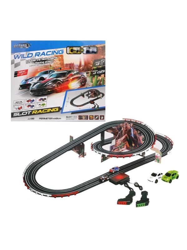 Игровой набор Автотрек, в комплекте деталей/предметов 49шт, размер трассы
55*108см, машина 1:64 - 2шт., элементы питания АА*8шт. не входят, коробка
