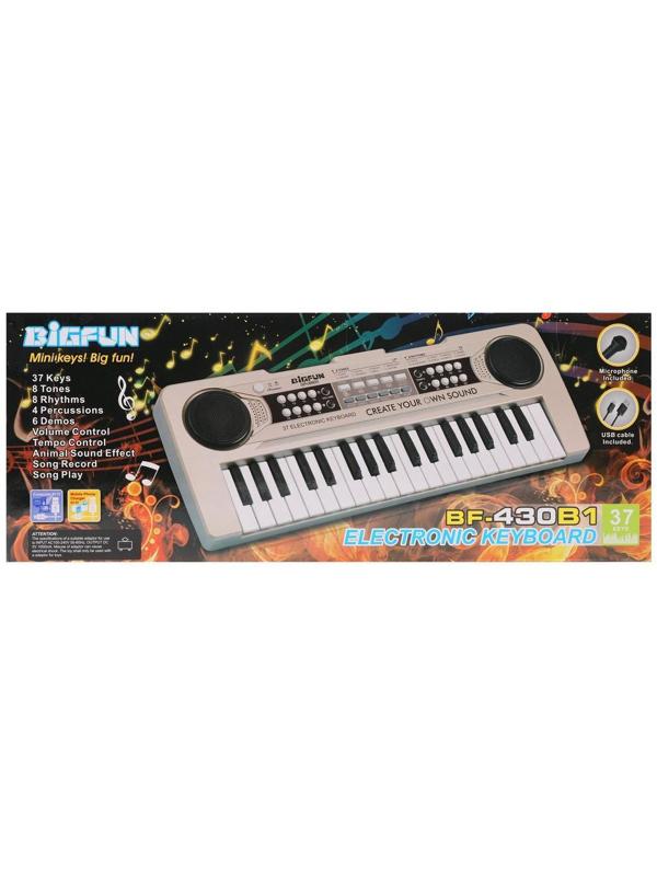 Синтезатор 37 клав., запись, микрофон., эл. пит. AAх3 не вх. в компл., USB
кабель, в ассорт., коробка