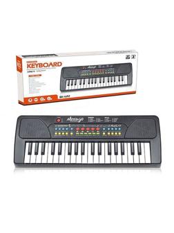 ДЕФЕКТ УПАКОВКИ Музыкальный инструмент: Синтезатор, 37 клавиш, микрофон, эл.
пит. ААх3 не вх. в комплект, коробка