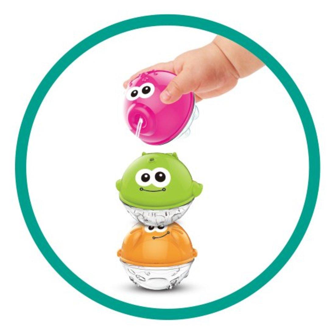 Игрушка для купания Веселый кит, 3 шарика-лейки