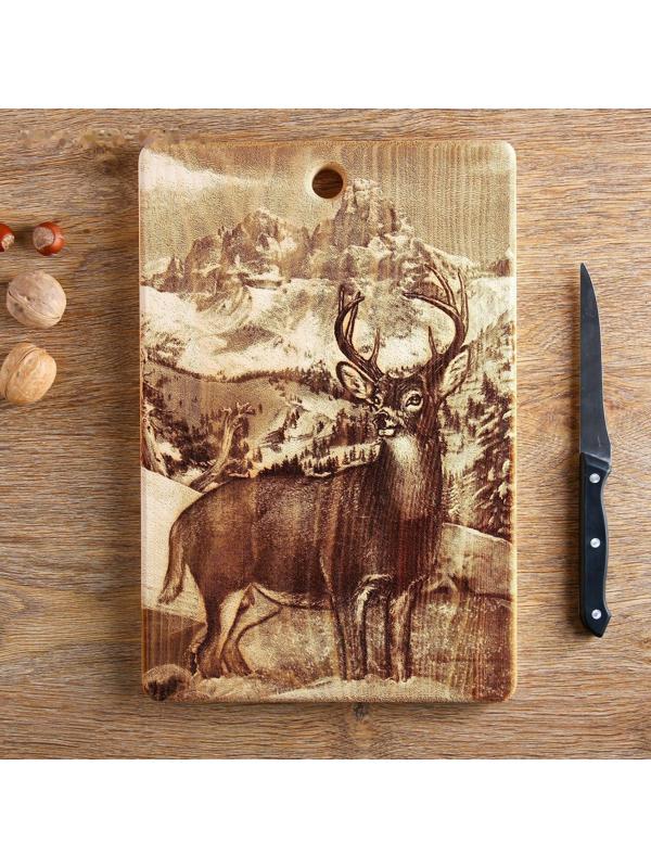Доска из массива кедра «Олень», большая, прямоугольная, 23 × 35 см