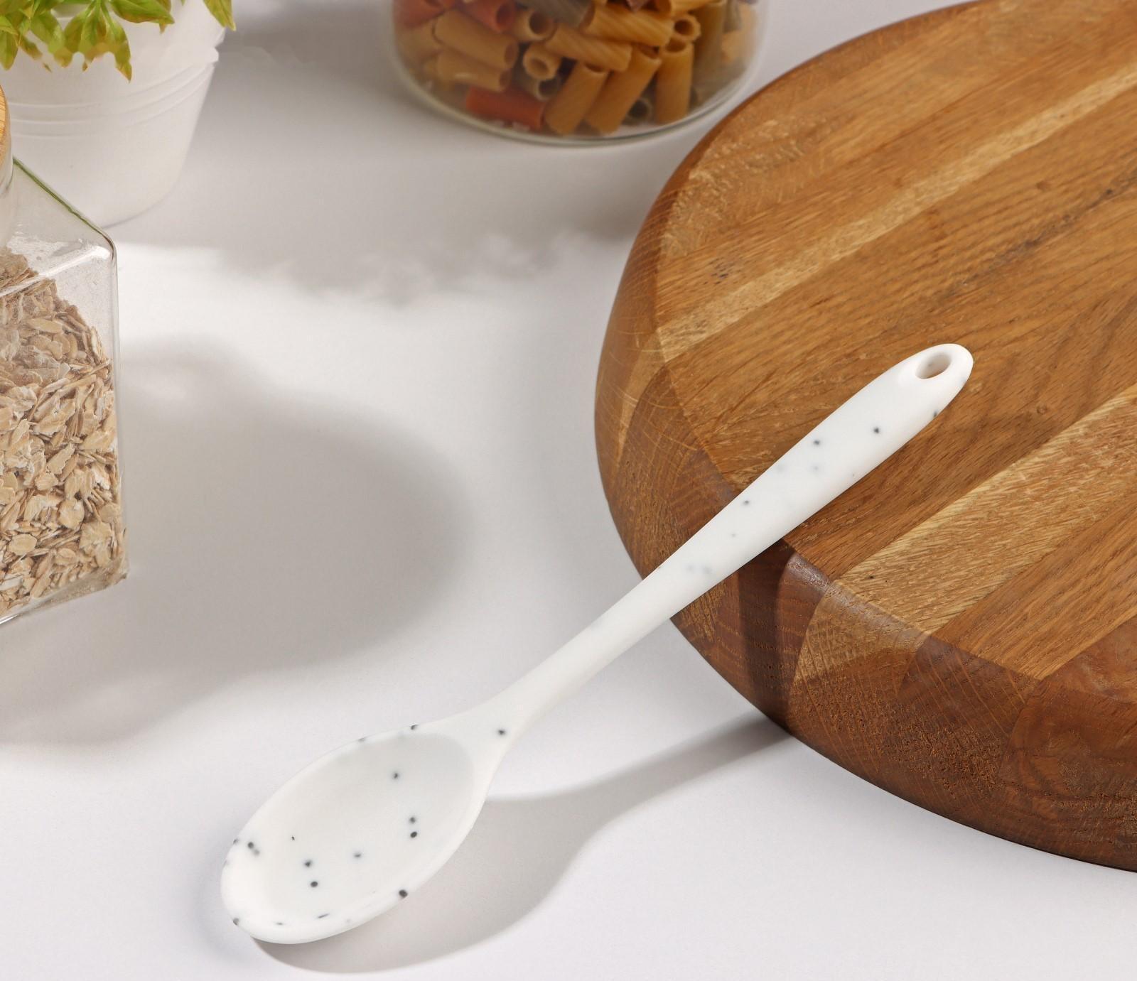 Ложка силиконовая гарнирная Доляна «Гранит», 20,5 см, цвет серый