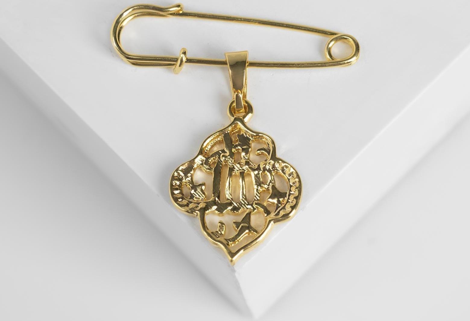 Булавка с подвеской 