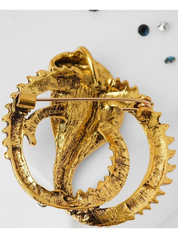Брошь 