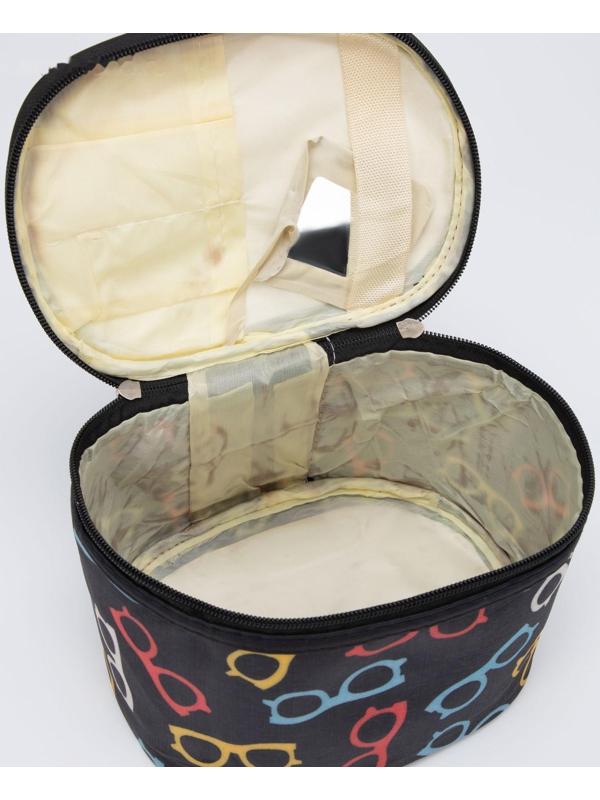 Косметичка на молнии, цвет чёрный