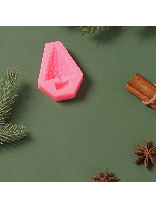 Силиконовый молд «Ёлки-иголки», 7×5,5×1,8 см, цвет розовый