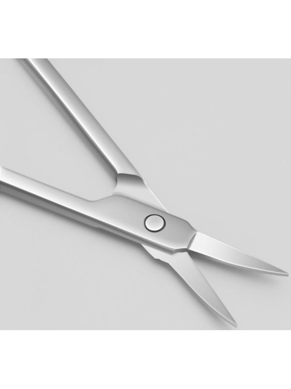 Ножницы маникюрные «Premium», для кутикулы, загнутые, узкие, 9 см, на блистере, цвет серебристый