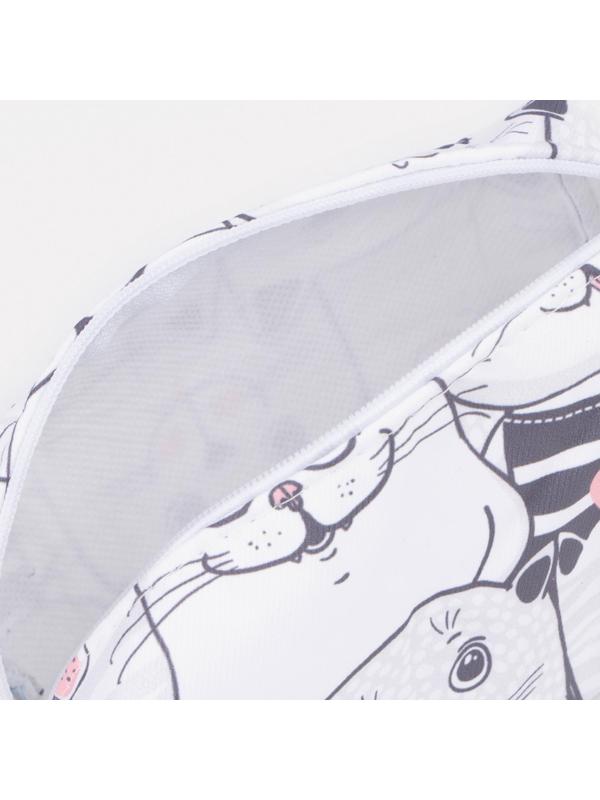 Косметичка на молнии, цвет белый