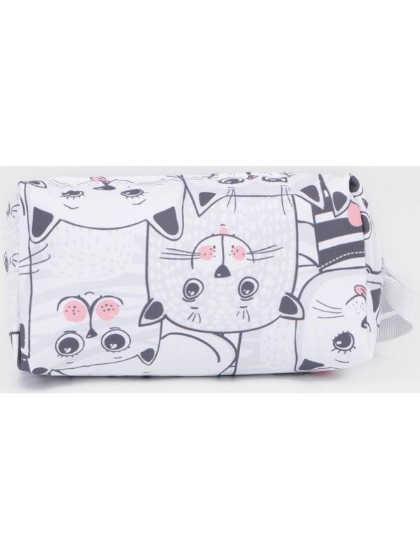 Косметичка на молнии, цвет белый