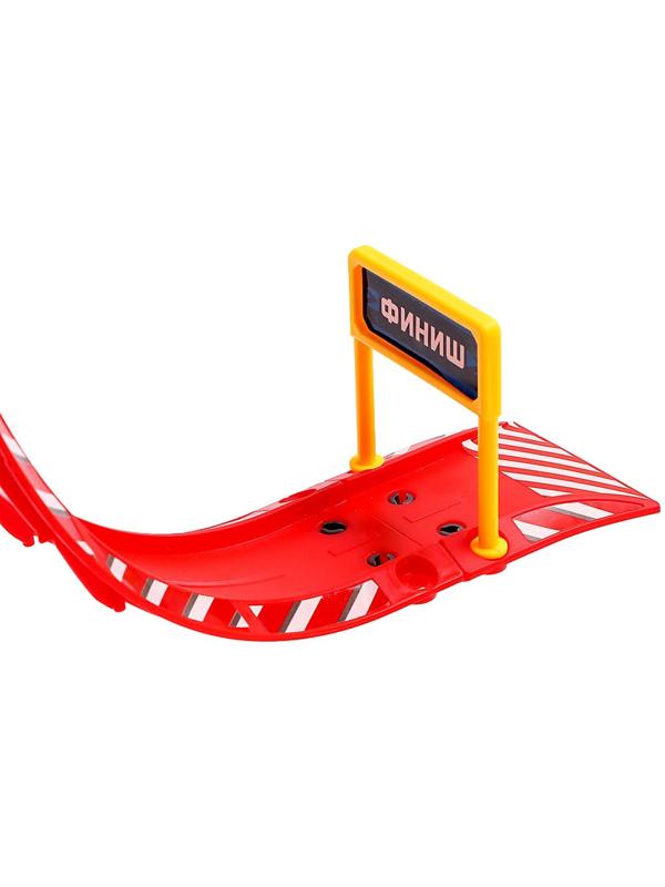 Парковка «Пожарная станция», с металлическими машинкой и вертолётом