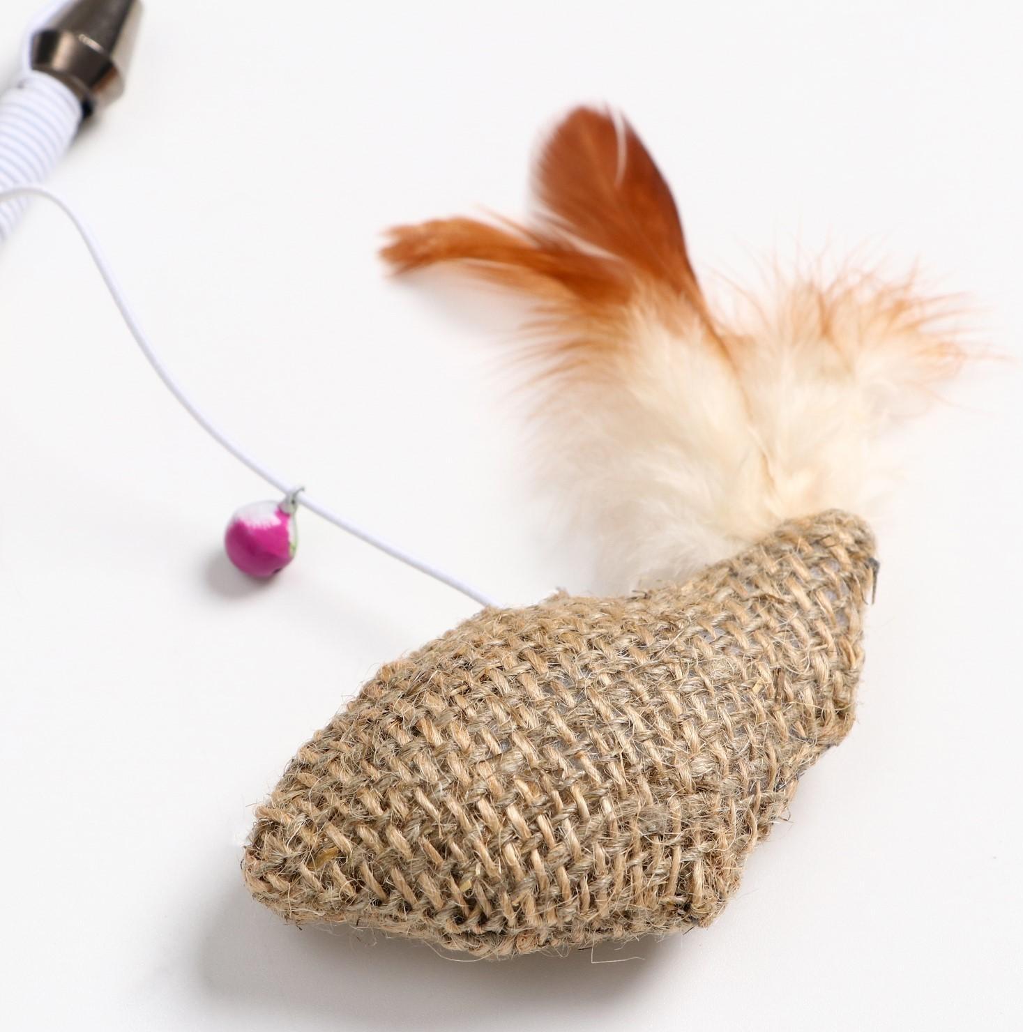 Дразнилка-удочка из эко-материалов 