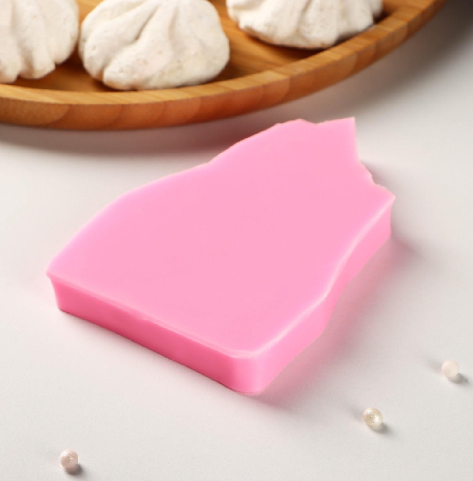 Силиконовый молд Доляна «Сказочный замок», 11×7,5×1,3 см, цвет розовый