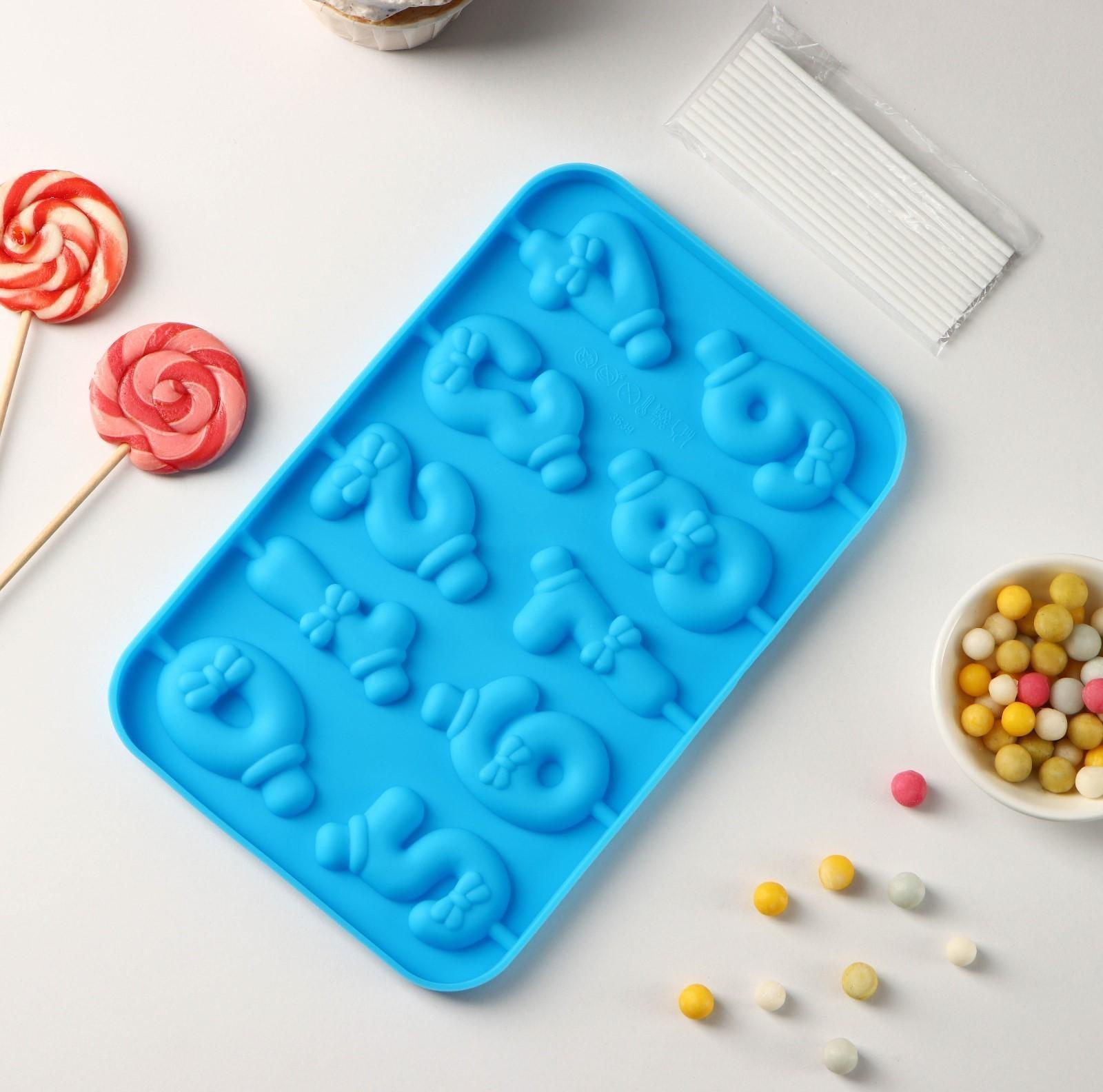 Форма для леденцов Доляна «Цифры-мальчики», 22×14×1 см, 10 ячеек (5,5×3,5 см), с палочками, цвет синий