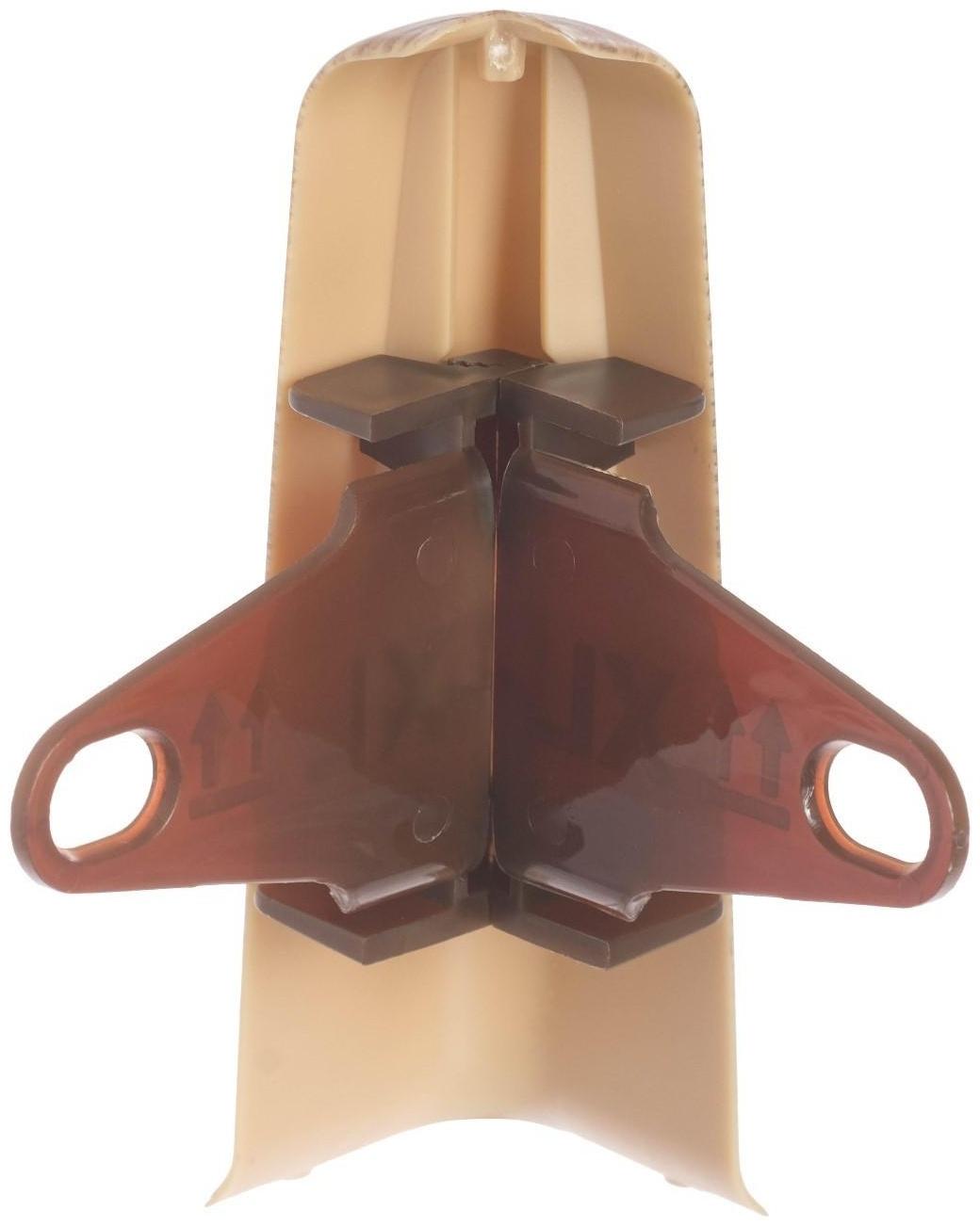 Угол наружный (внешний) с крепежом для плинтуса 85мм 