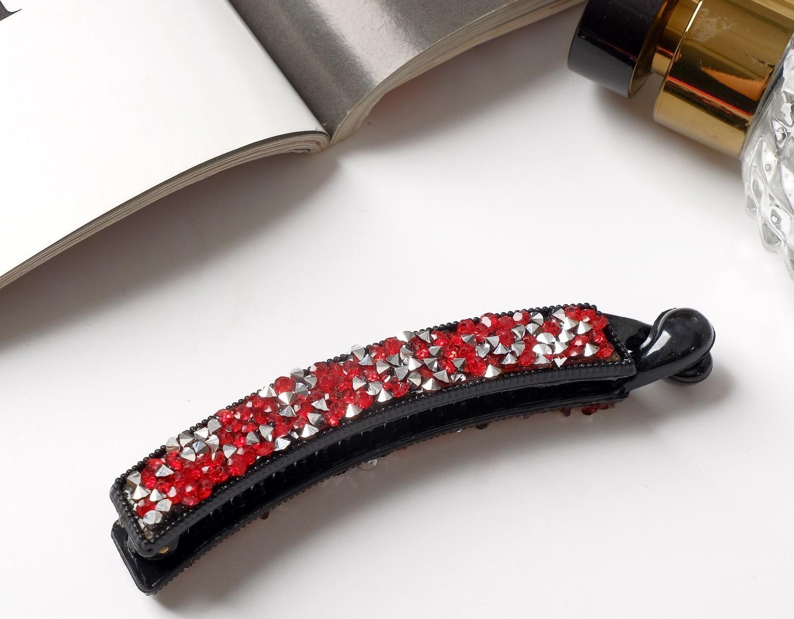 Банан для волос 