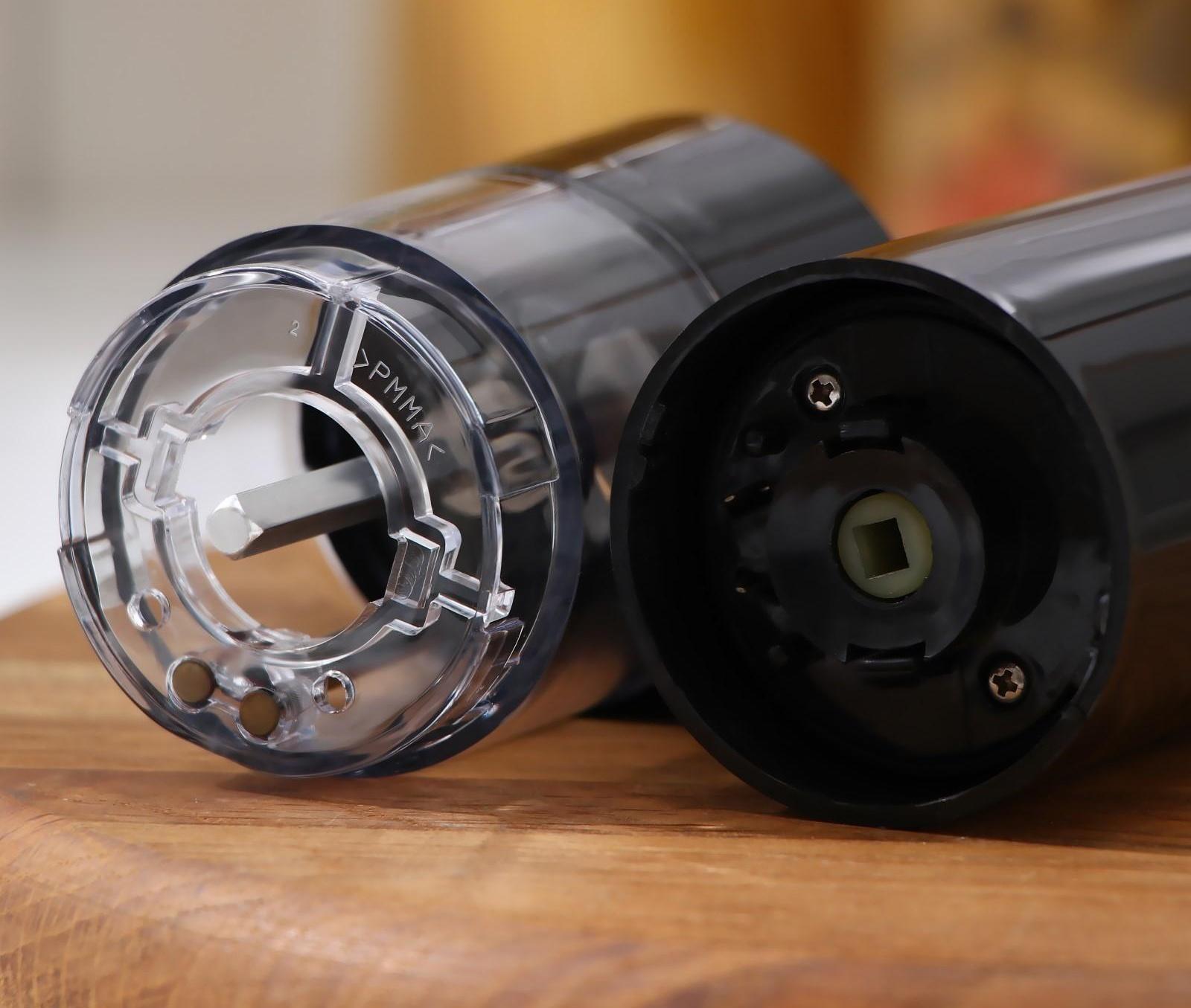 Мельница электрическая для специй Magistro Soft, с подсветкой, цвет чёрный