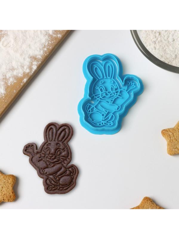 Форма для печенья «Зайчик с морковкой», штамп, вырубка, цвет голубой