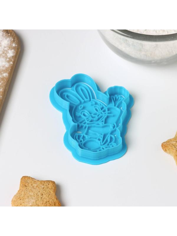 Форма для печенья «Зайчик с морковкой», штамп, вырубка, цвет голубой
