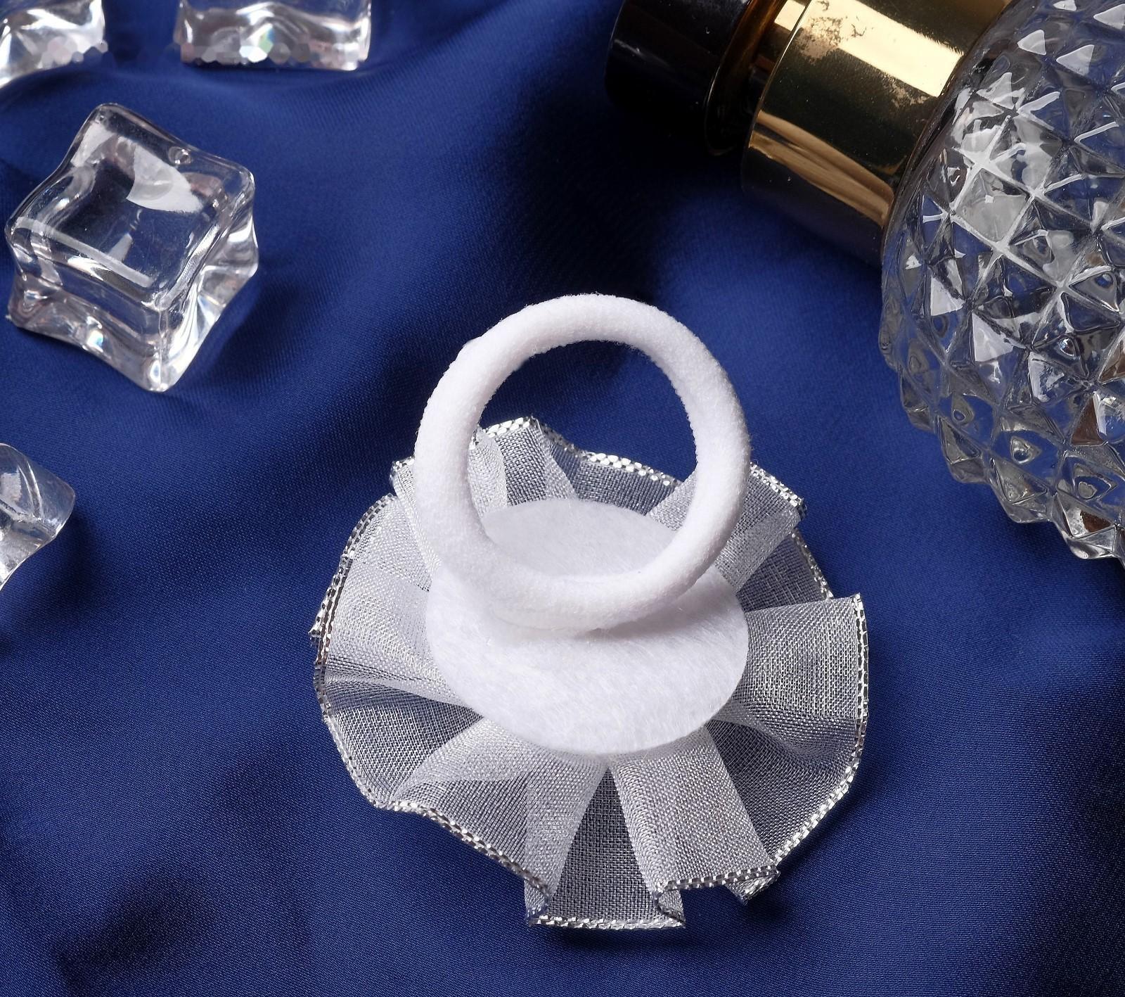 Резинка для волос бант 