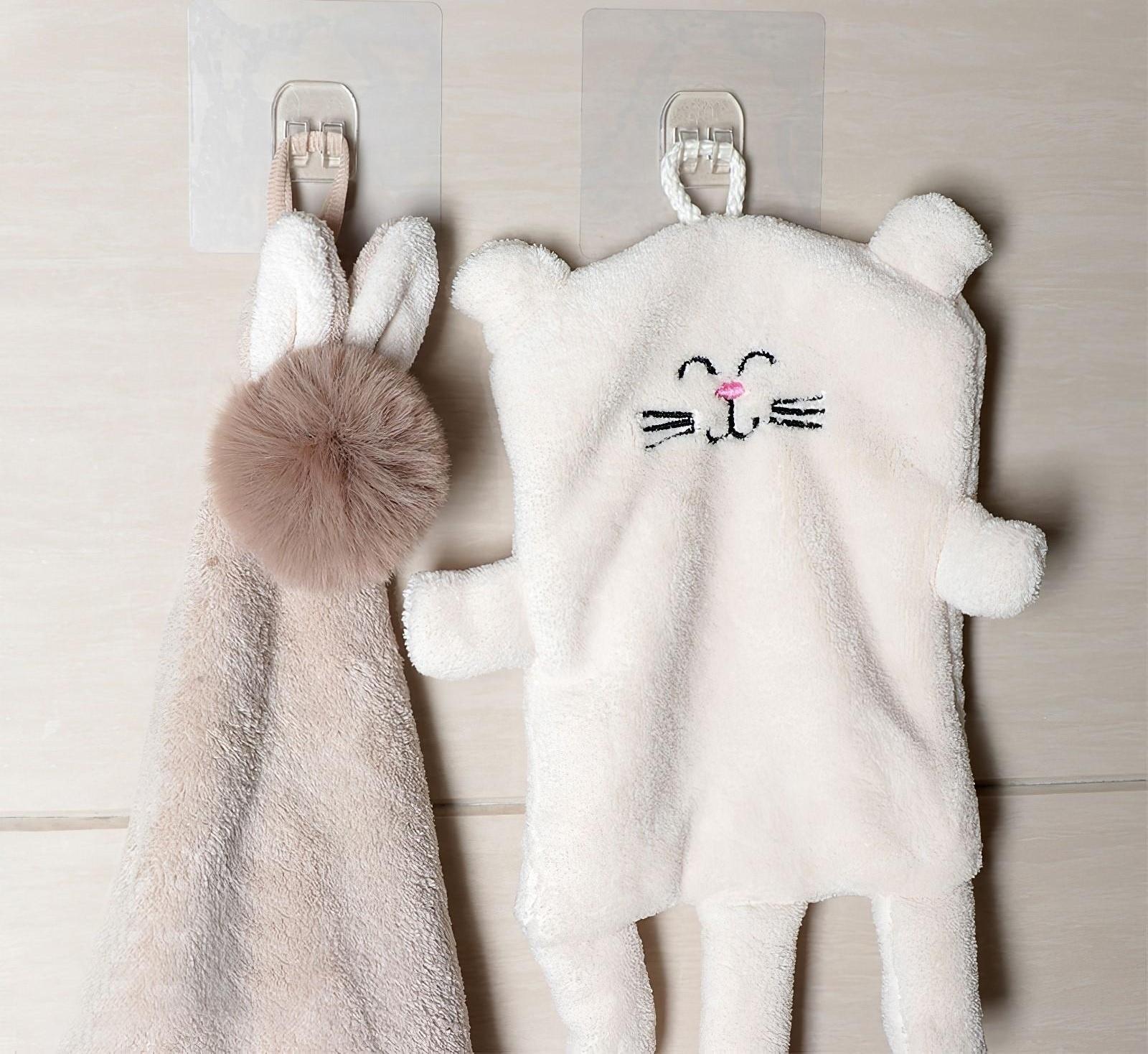 Держатель с клейкой поверхностью ТУНДРА, 60х60 мм, для крепления полок, прозрачный