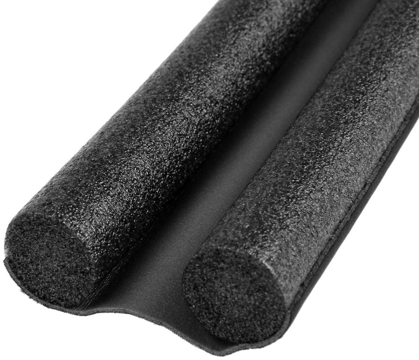 Защита от сквозняка и пыли ТУНДРА, 95х10 см, цвет черный