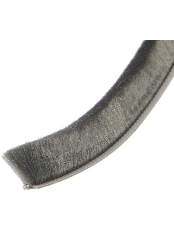 Уплотнитель щеточный самоклеящийся ТУНДРА, 9х15 мм, серый, 10 м.