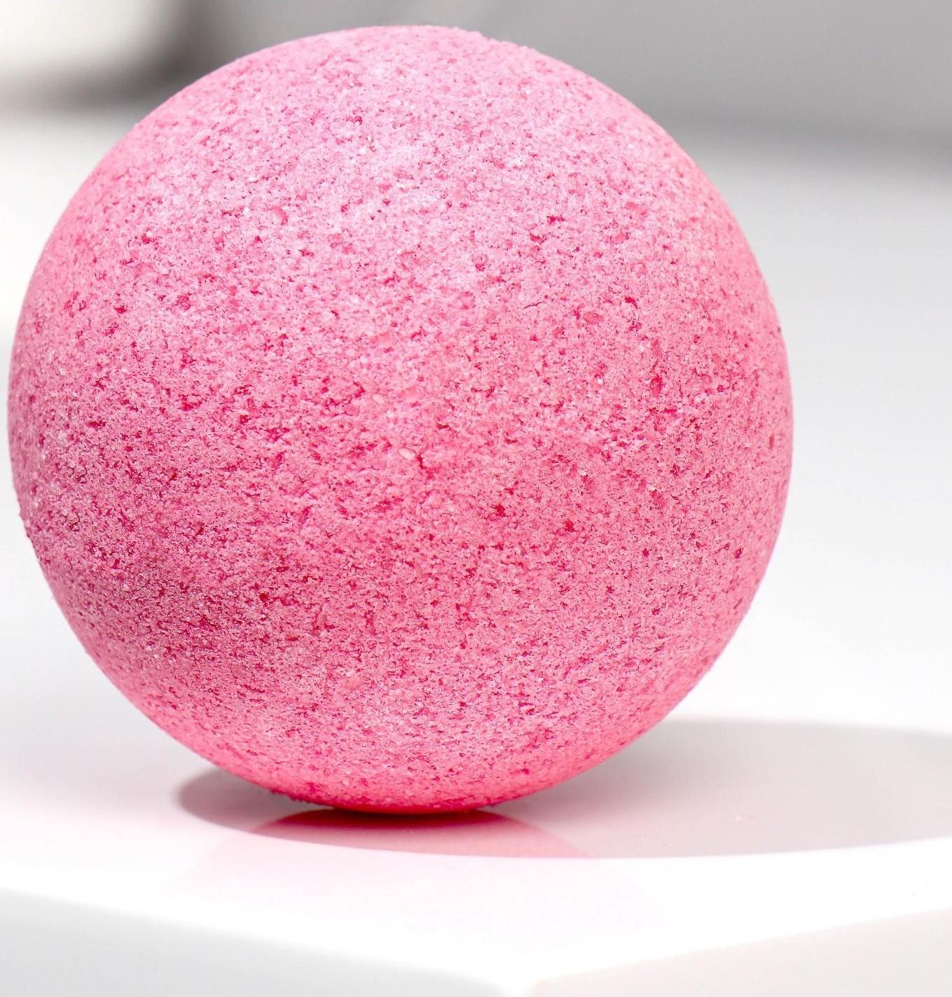 Бомбочка для ванны с предсказанием внутри, 130 г, с ароматом черники