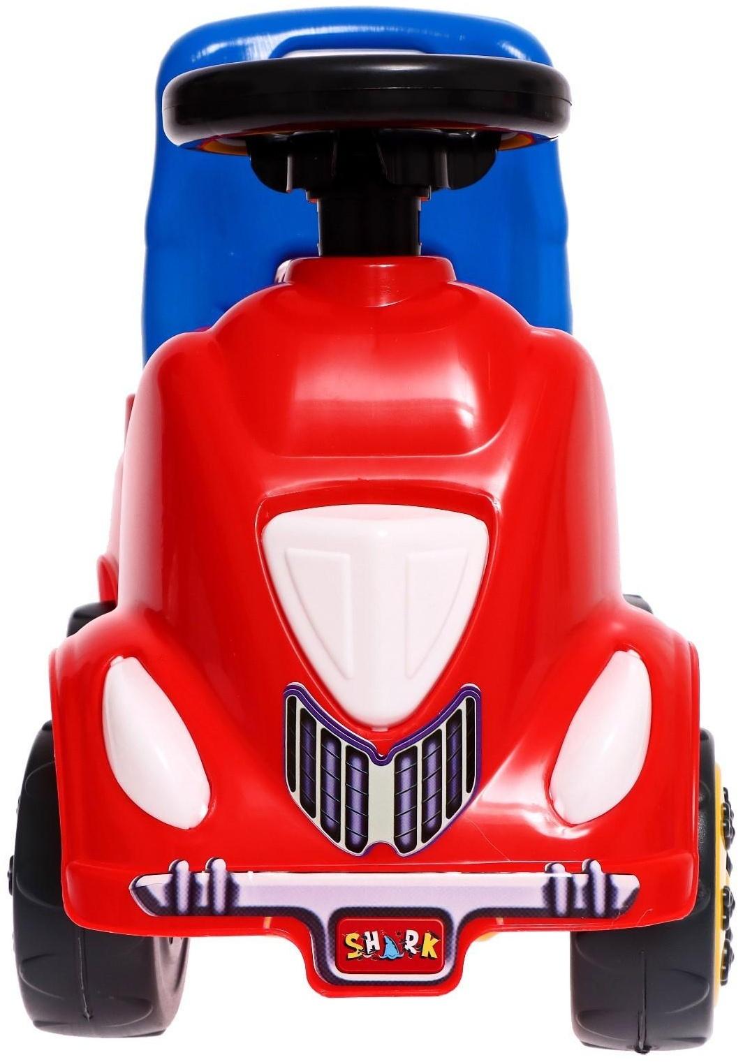 Машина-каталка Cool Riders, с клаксоном, цвет красный