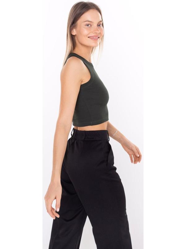 Топ женский, цвет тёмно-зелёный, размер 44 (М)