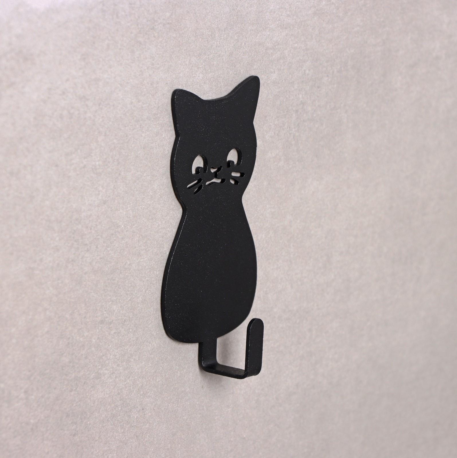 Крючок настенный самоклеящийся КОТ, 10×5,5×2 см, цвет черный