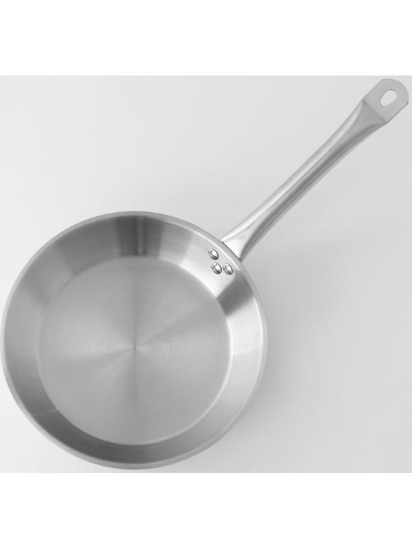 Сковорода из нержавеющей стали Hanna Knövell, d=26 см, h=5 см, толщина стенки 0,6 мм, длина ручки 25 см, индукция