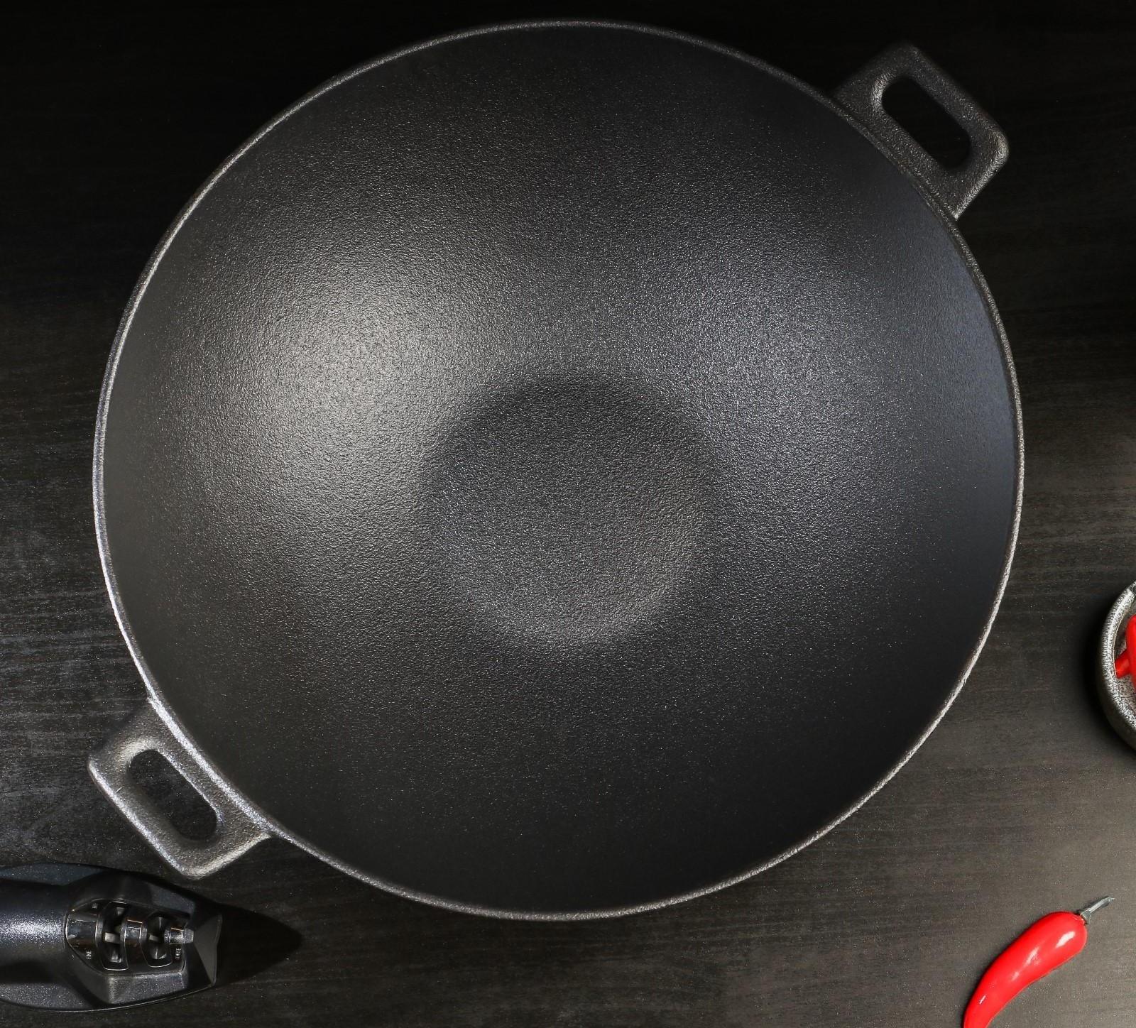 Сковорода-ВОК чугунная Magma «Хемминг», 31×8 см, с деревянной крышкой