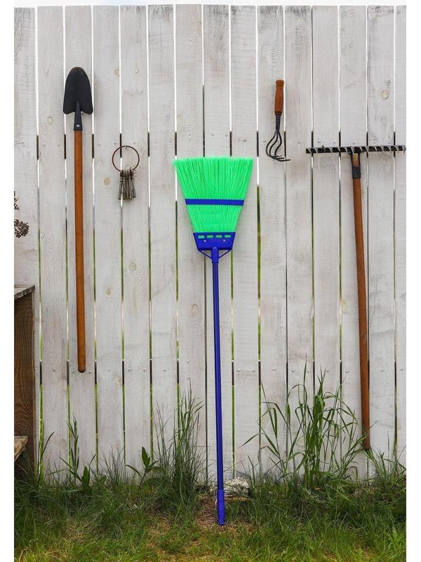 Метла пластиковая Доляна, 28×134 см, металлический черенок