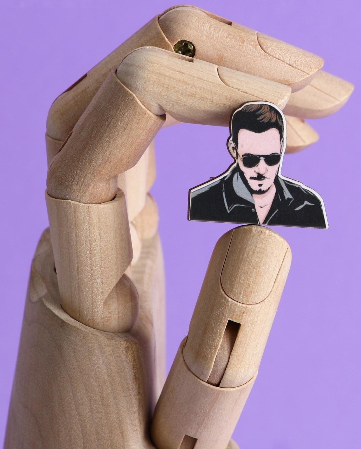 Значок деревянный «Постучись в мою дверь», 3,2 х 2,8