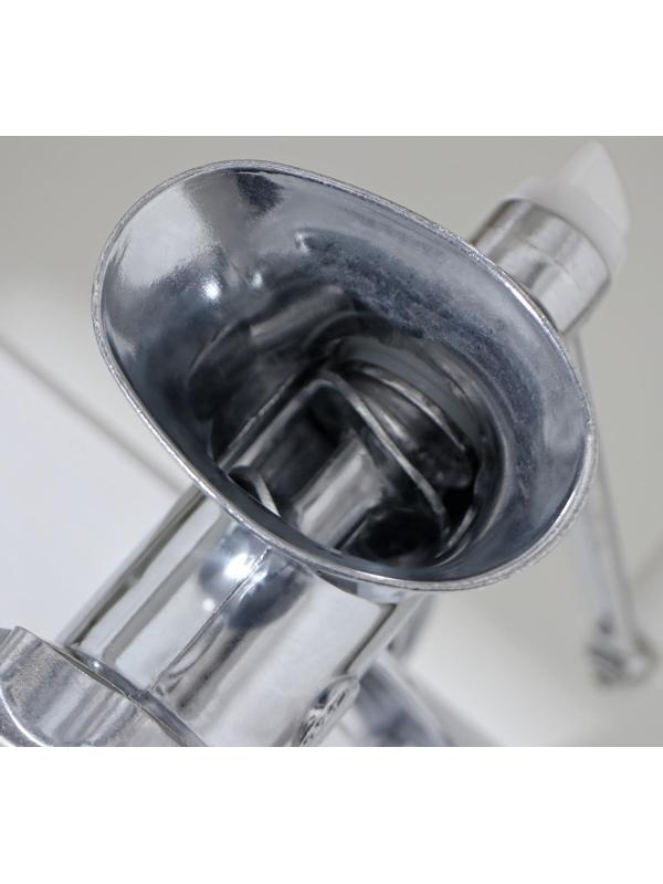 Мясорубка алюминиевая Доляна «Советская» 22,5×13,5 см