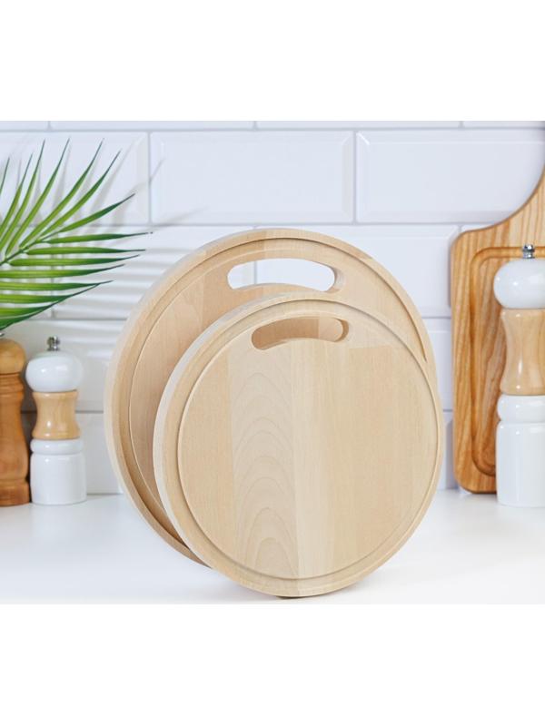 Набор досок разделочных из березы на подставке, 2 шт, 20х20 и 24х24 см.