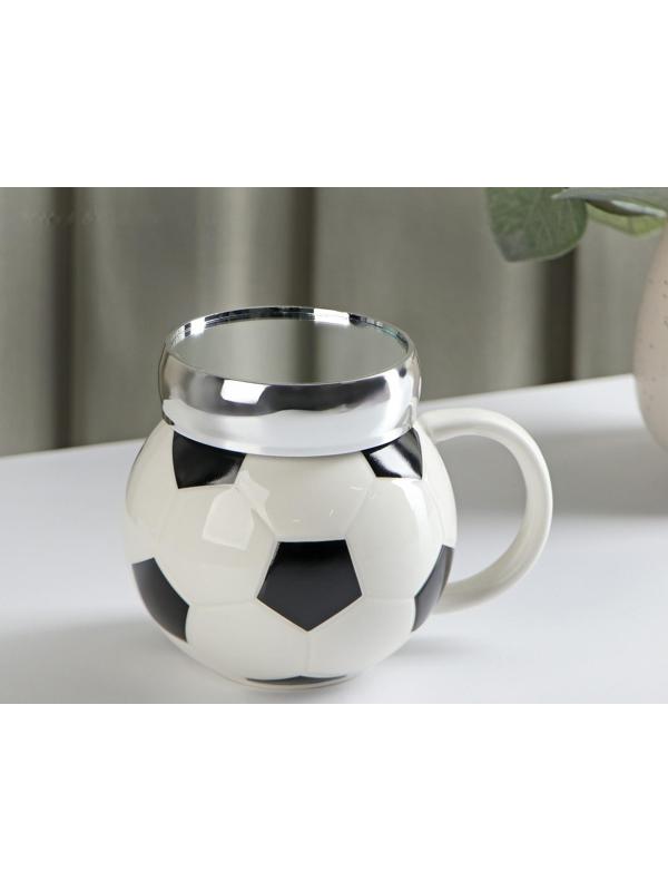 Кружка керамическая с крышкой «Футбольный мяч», 380 мл