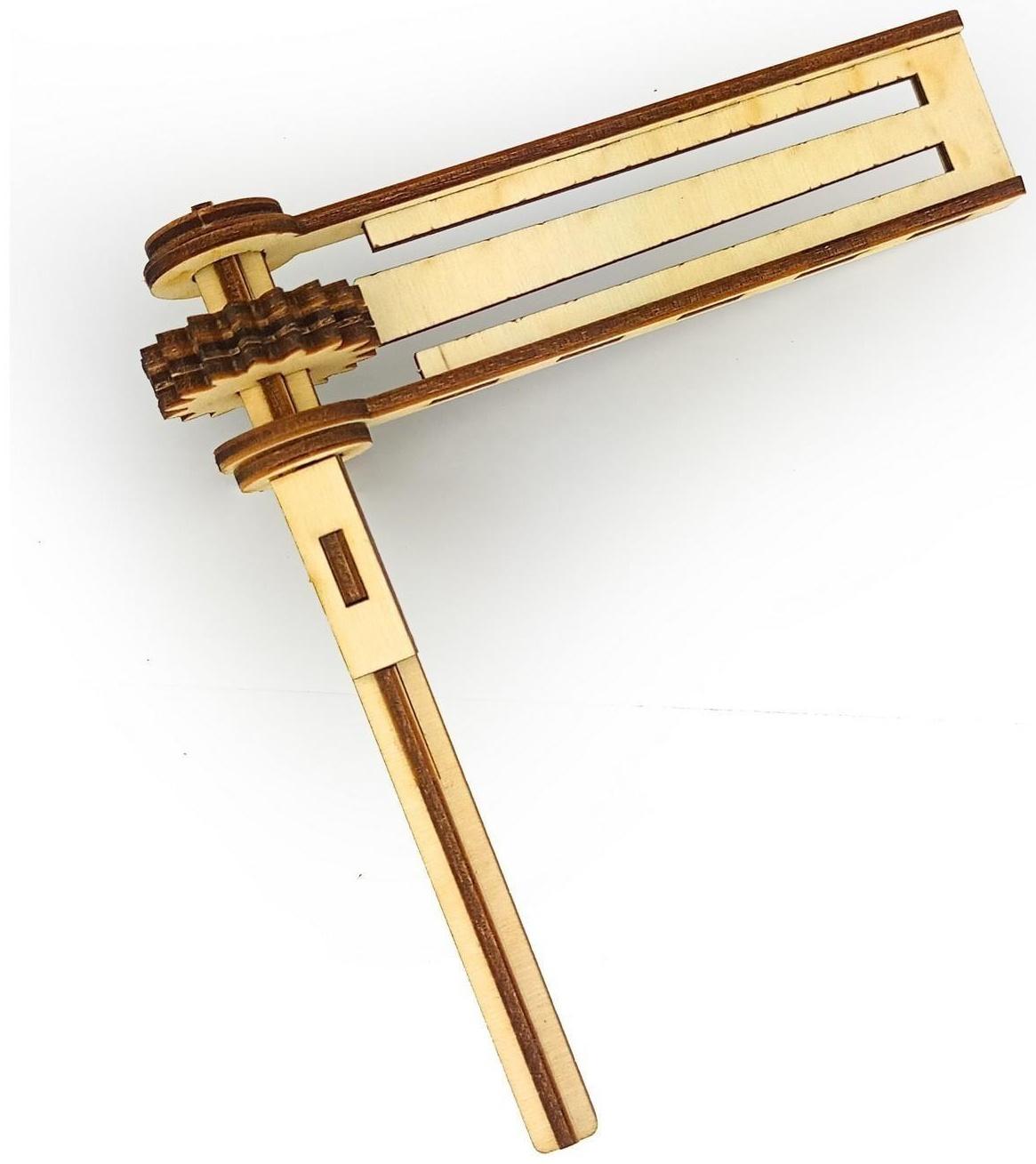 Игрушка из дерева «Трещотка»