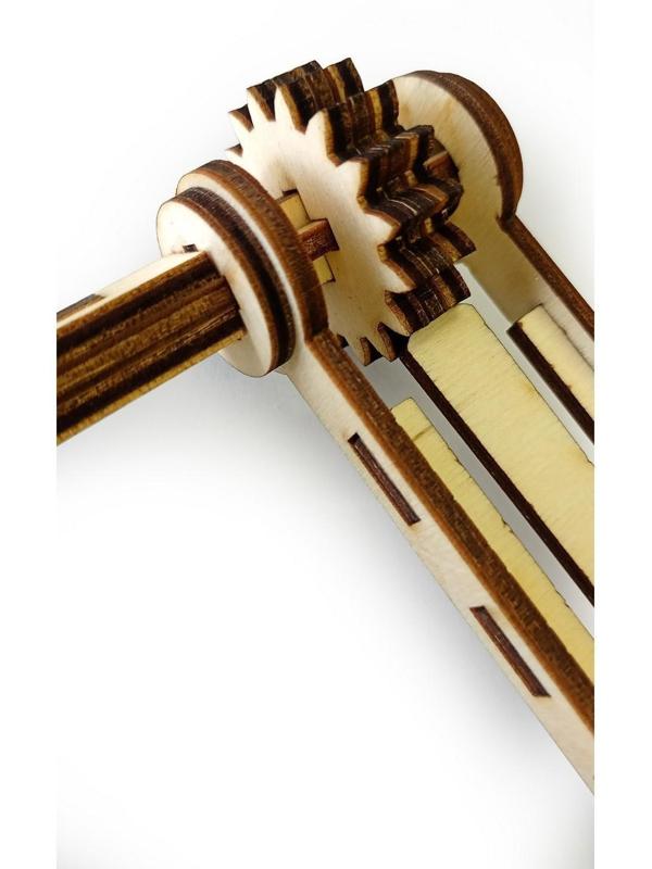 Игрушка из дерева «Трещотка»