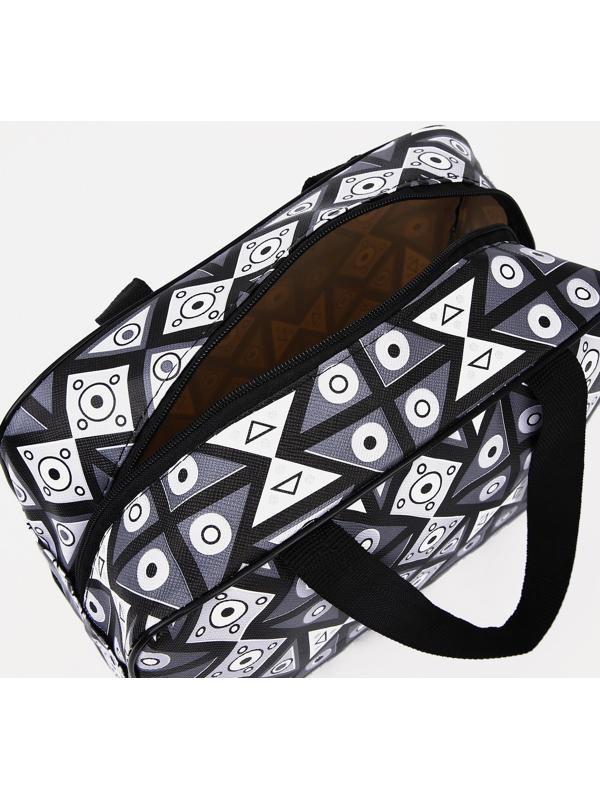 Косметичка на молнии, цвет чёрный