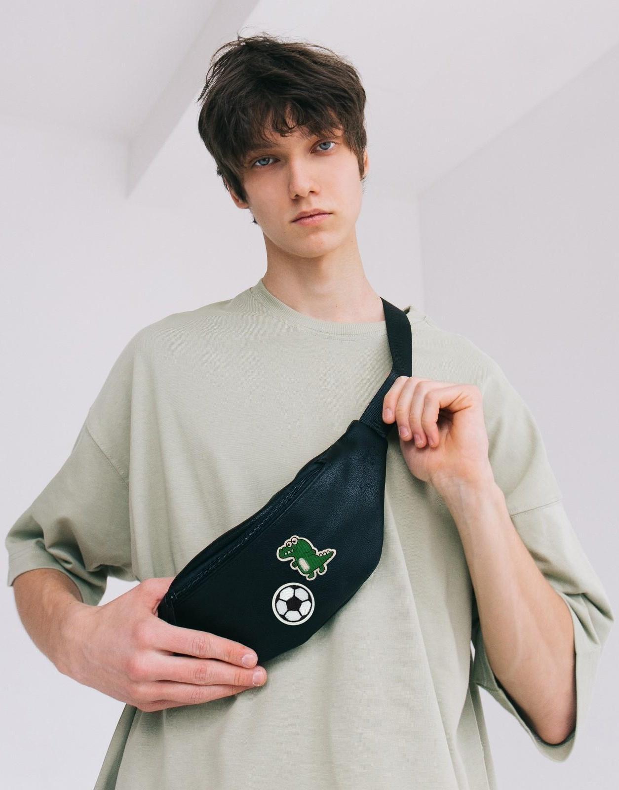 Патч клеевой на одежду, обувь, сумки «Динозавр», 4,5 × 5 см