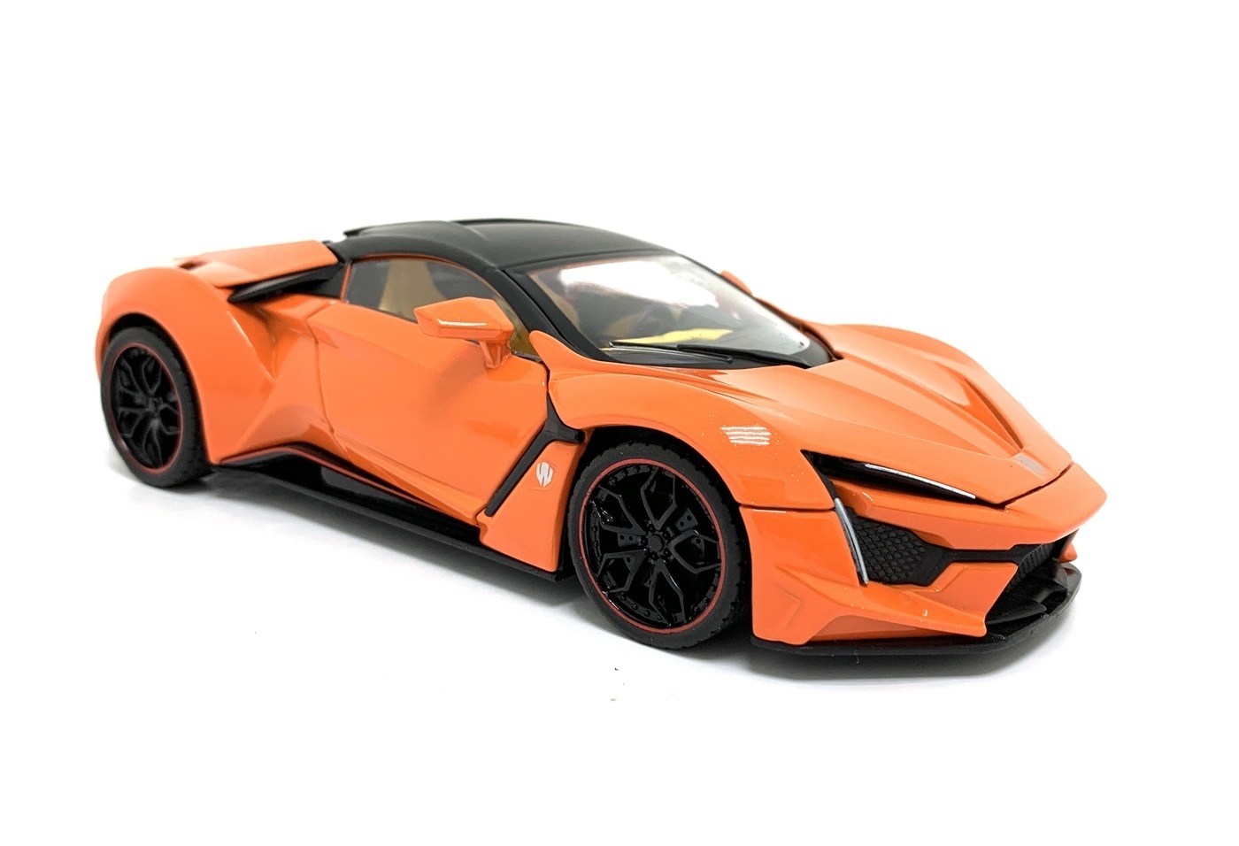 Металлическая машинка HengTeng 1:24 «Lykan Hypersport» 53522-19A, инерционная, свет, звук / Оранжевый