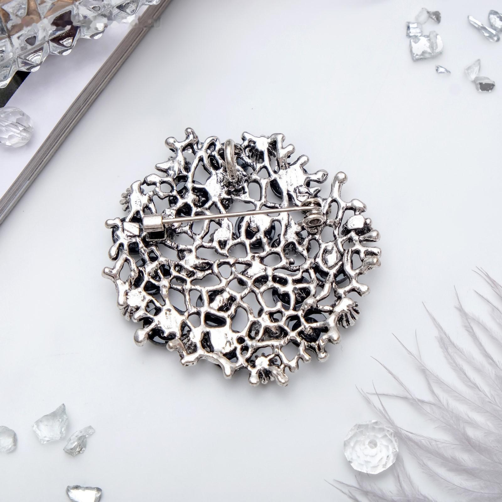 Брошь-подвеска 