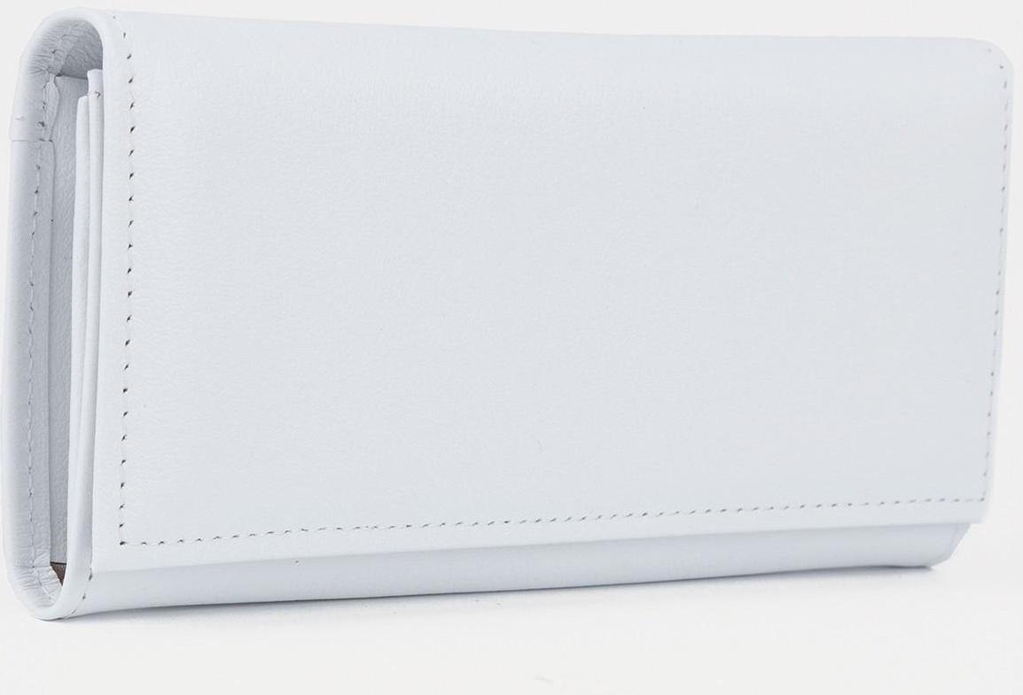 Кошелёк на кнопке, цвет белый