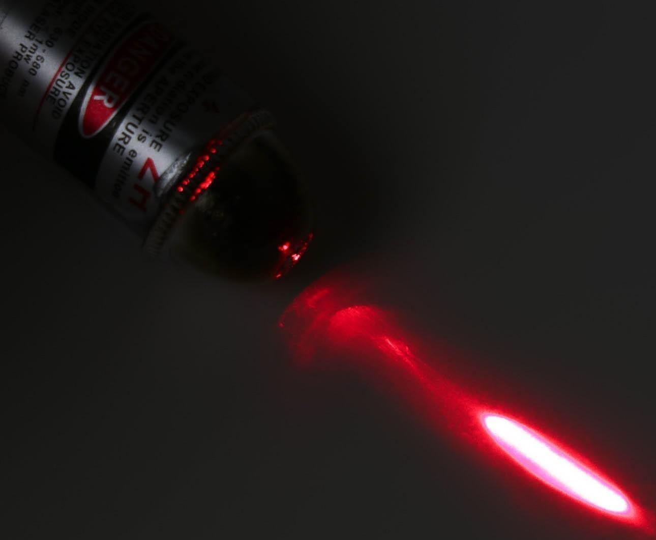 Лазерная указка, на брелоке 1.5 х 1.5 х 6.5