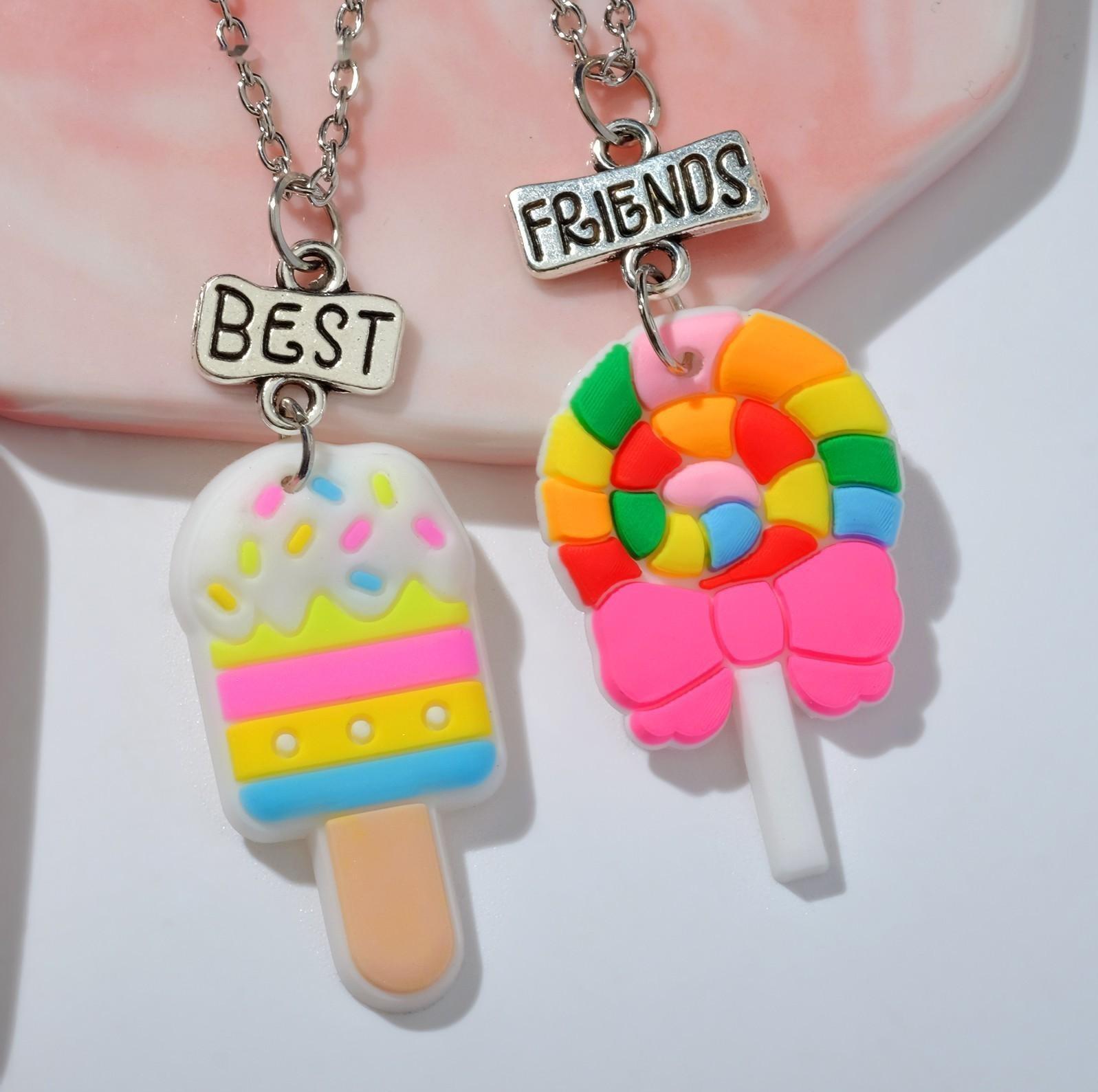 Кулоны неразлучники 